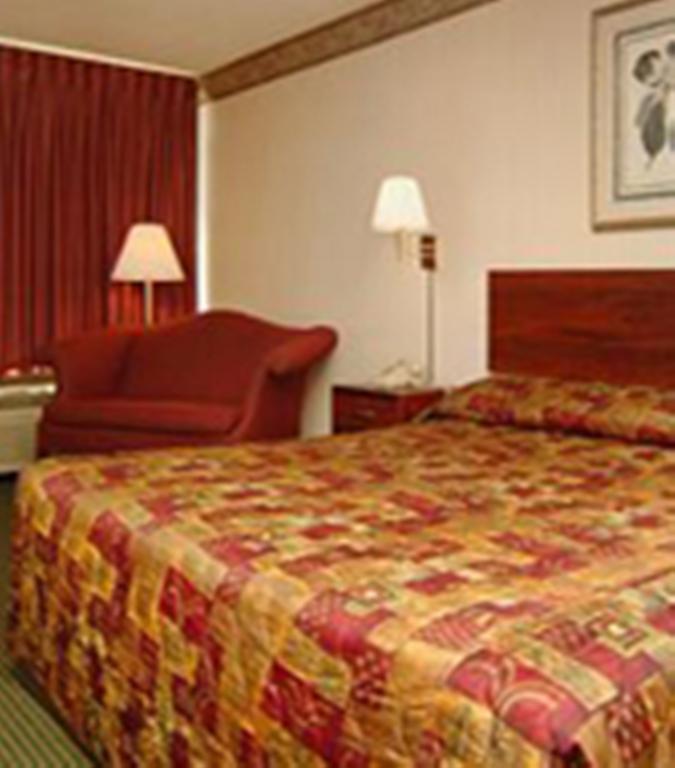 Budget Host Inn And Suites ממפיס חדר תמונה